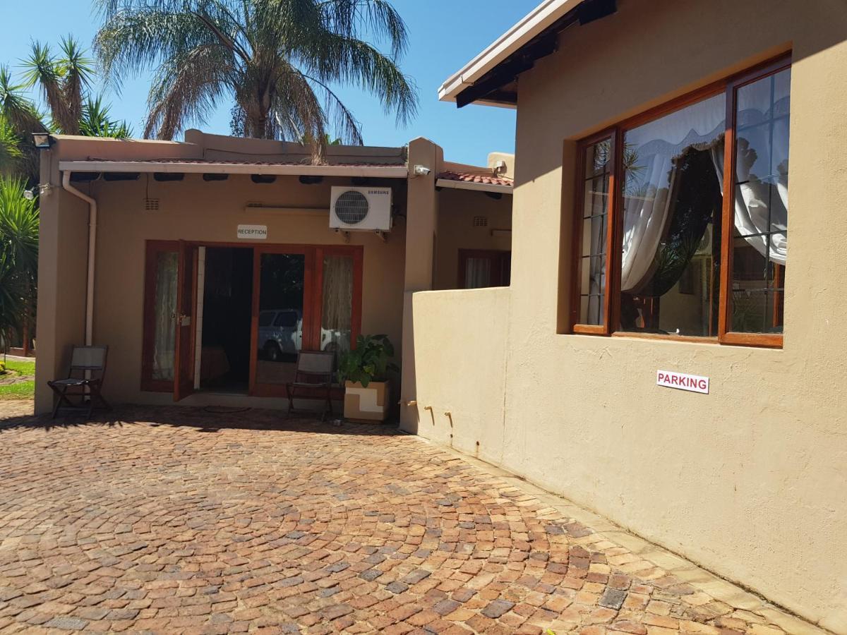 Echo Garden Guesthouse Rustenburg Exterior foto