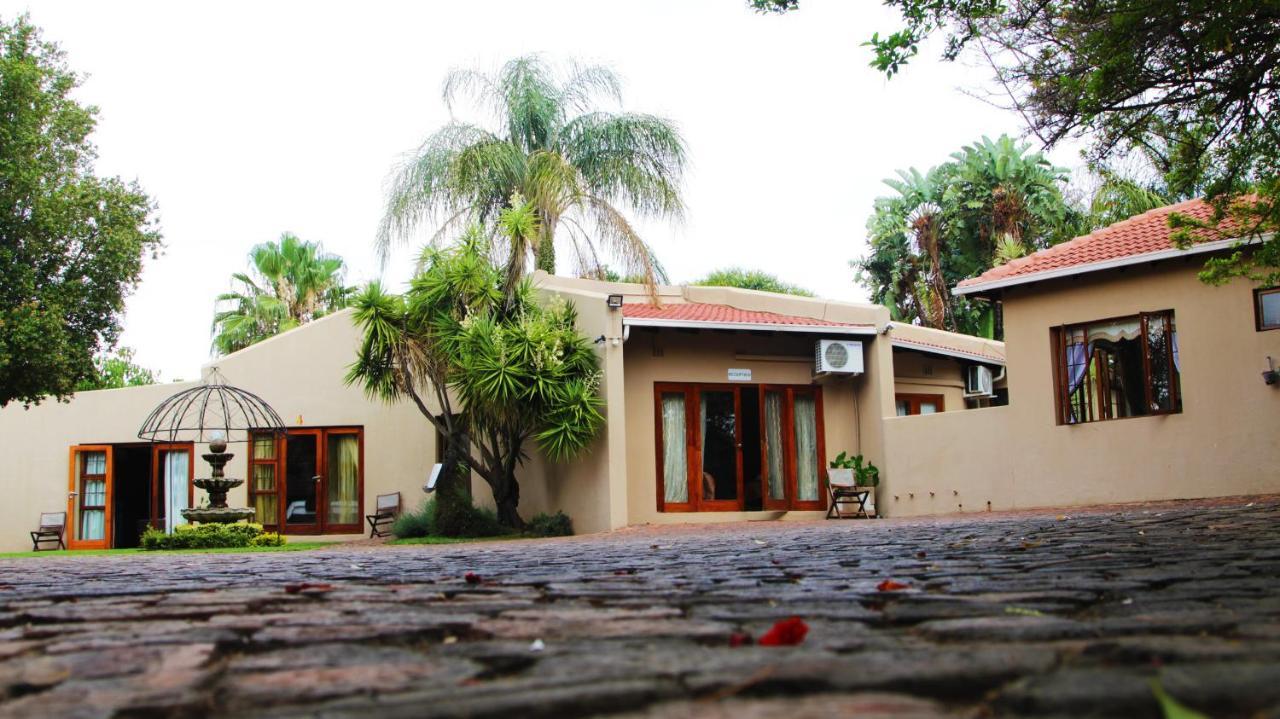 Echo Garden Guesthouse Rustenburg Exterior foto